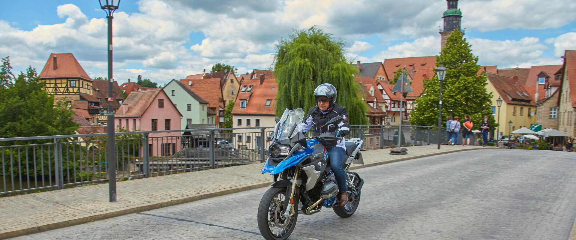 Mit dem Motorrad durch die Laufer Altstadt